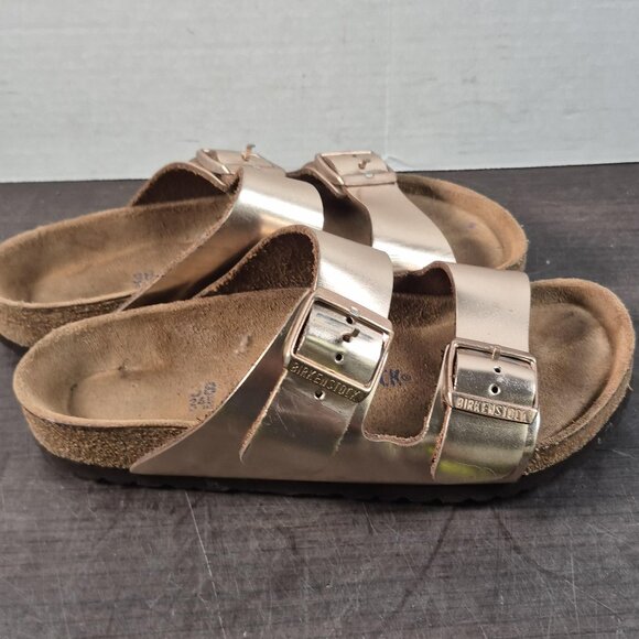 Birkenstock Arizona Sandal Metallic Rose Gold Size 38 (W 7-8) - Picture 2 of 4